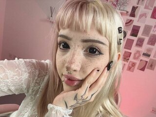 IrokoiYume's live sex