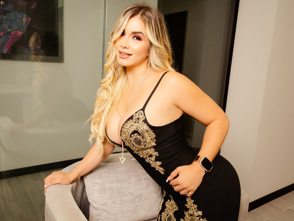 ManuelaMelo's live sex