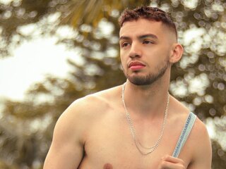 MichaelMagno's live sex