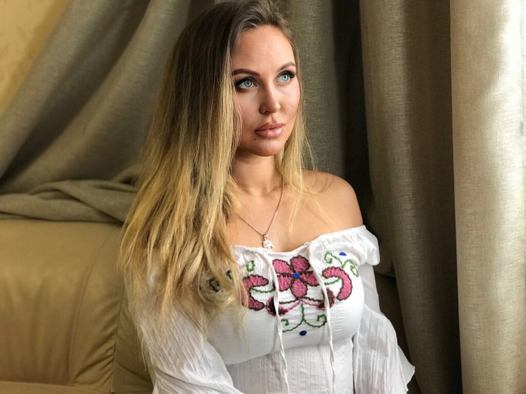 TatyanaBeatrice's live sex