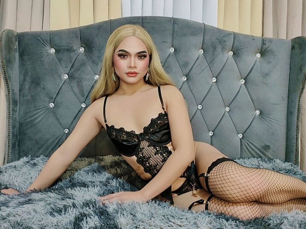 VictoriaLorenzo's live sex